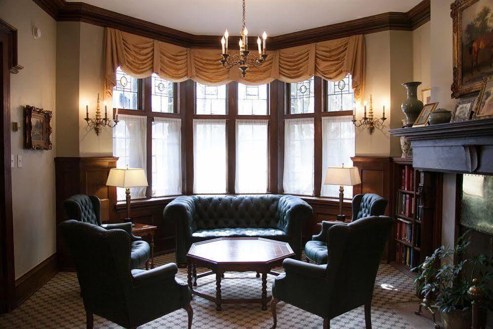 The Villanova Conference Center Radnor エクステリア 写真
